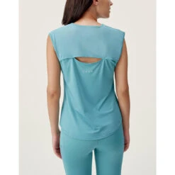 Camiseta De Mujer Sira Born Living Yoga -Fitness Tienda camiseta de mujer sira born living yoga 1