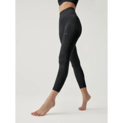 Born Living Yoga Legging De Mujer En Tejido Seamless Con Largo Capri