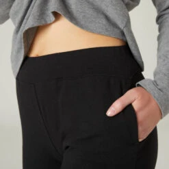Pantalón Jogger Fitness Recto Algodón Mujer Domyos Negro 10 Pantalón Jogger Fitness Recto Algodón Mujer Domyos Negro -Fitness Tienda pantalon jogger fitness recto algodon mujer domyos negro 3