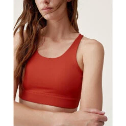 Top De Mujer Shayla Born Living Yoga -Fitness Tienda top de mujer shayla born living yoga 5