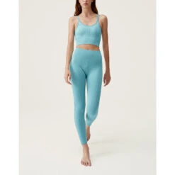 Top Deportivo De Mujer India Born Living Yoga -Fitness Tienda top deportivo de mujer india born living yoga 2