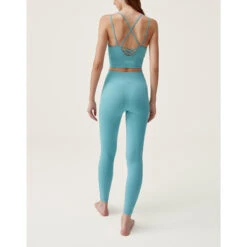 Top Deportivo De Mujer India Born Living Yoga -Fitness Tienda top deportivo de mujer india born living yoga 3