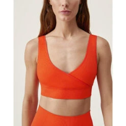 Top Deportivo De Mujer Sirsana Born Living Yoga -Fitness Tienda top deportivo de mujer sirsana born living yoga 5